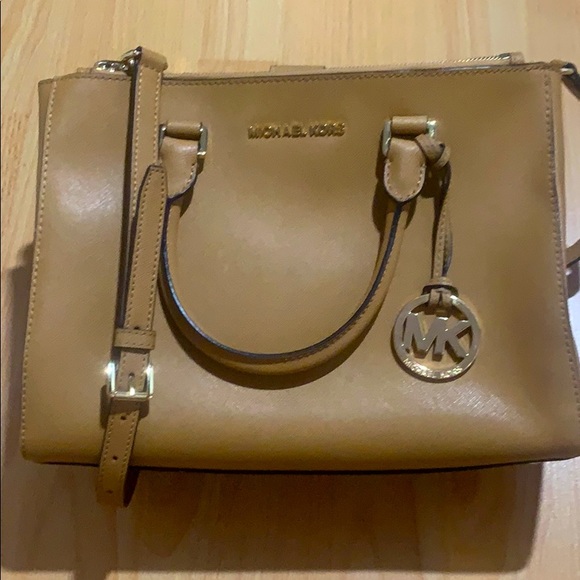 Michael Kors Tan Medium Saffiano Leather Satchel - Picture 1 of 4